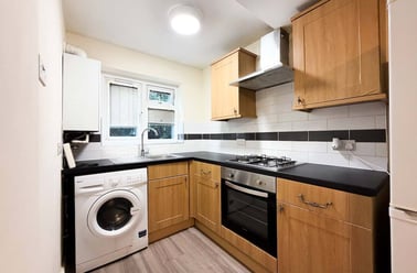 Roath, Plasnewydd, Cardiff - Image 3