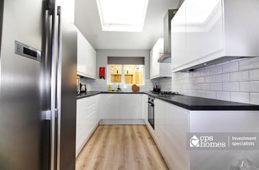 Cathays, Plasnewydd, Cardiff - Image 2