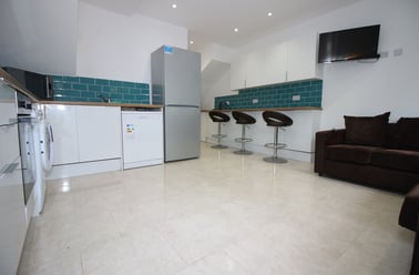 Cathays, Plasnewydd, Cardiff - Image 2