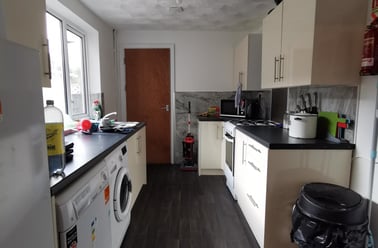 Crymlyn Street, Port Tennant, Swansea - Image 2