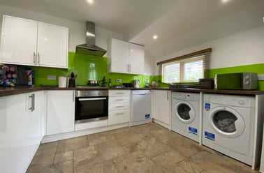 Roath, Plasnewydd, Cardiff - Image 3