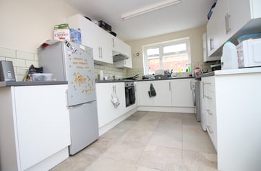 Cathays, Cardiff - Image 2