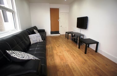 Cathays, Cardiff - Image 3
