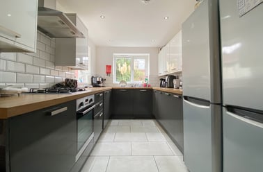 Cathays, Plasnewydd, Cardiff - Image 3