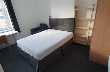  4, 20, Cathays, Cardiff - Image 3