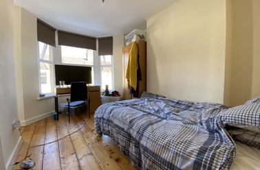 Cathays, Cardiff - Image 3