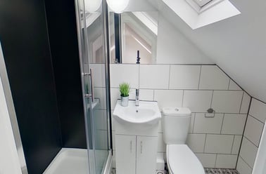 Salford, Seedley - Image 3