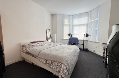 Cathays, Plasnewydd, Cardiff - Image 2