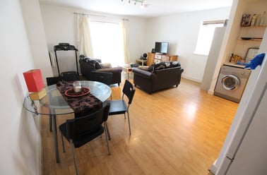 Roath, Adamstown, Cardiff - Image 2