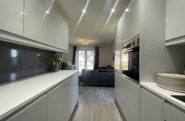 Thornhill, Cardiff - Image 2