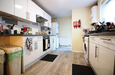 Cathays, Plasnewydd, Cardiff - Image 2