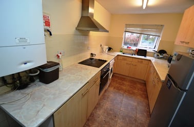 Cathays, Cardiff - Image 2