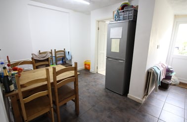 Cathays, Plasnewydd, Cardiff - Image 3