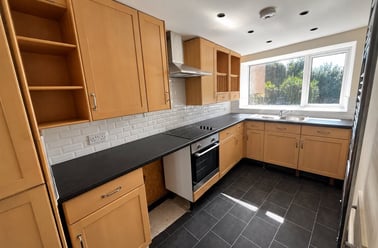 Morris Lane, St Thomas, Swansea - Image 3