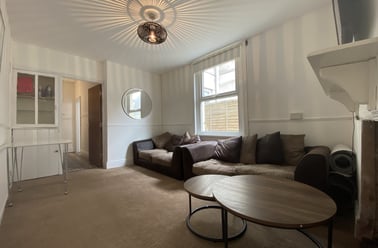 Cathays, Cardiff - Image 2