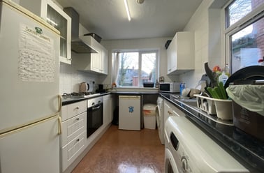 Cathays, Plasnewydd, Cardiff - Image 2