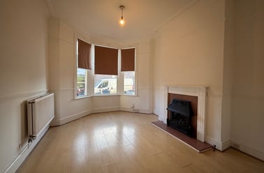 Splott, Cardiff - Image 2