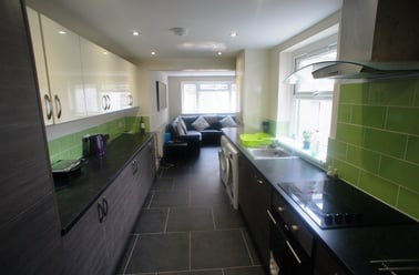 Cathays, Cardiff - Image 2