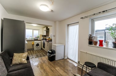 Treforest, Pontypridd - Image 3