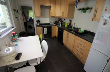 Cathays, Plasnewydd, Cardiff - Image 3