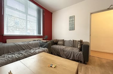 Cathays, Cardiff - Image 2
