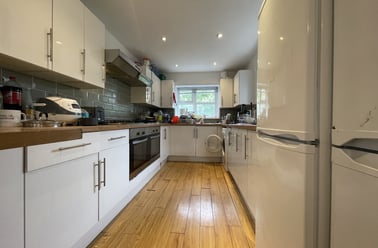 Cathays, Plasnewydd, Cardiff - Image 2