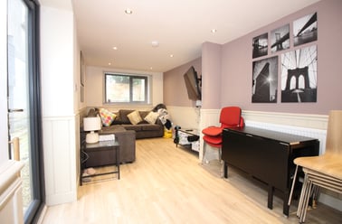 Cathays, Plasnewydd, Cardiff - Image 2