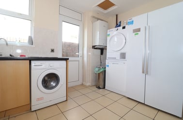 Roath, Cathays, Cardiff - Image 3