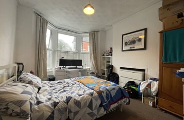Cathays, Cardiff - Image 3