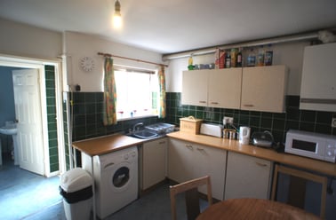 Cathays, Cardiff - Image 2