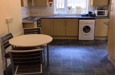 Mount Pleasant, Swansea - Image 2