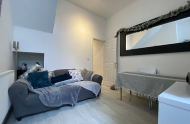 Roath, Plasnewydd, Cardiff - Image 3