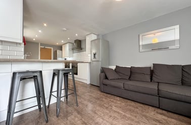 Cathays, Plasnewydd, Cardiff - Image 2
