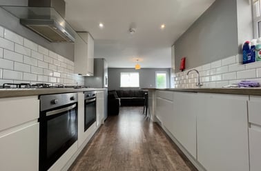 Cathays, Plasnewydd, Cardiff - Image 3