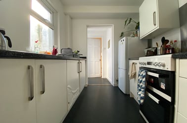 Roath, Plasnewydd, Cardiff - Image 2