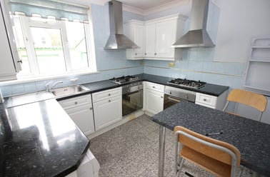 Cathays, Cardiff - Image 2
