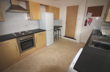 Cathays, Cardiff - Image 2