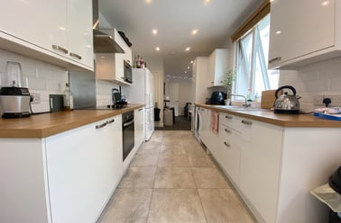 Cathays, Plasnewydd, Cardiff - Image 2