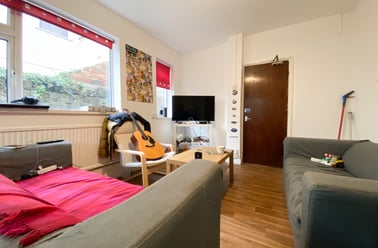 Cathays, Cardiff - Image 3