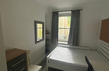 Mount Pleasant, Swansea - Image 3