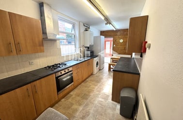 Lorne Road, Clarendon Park, Leicester - Image 2