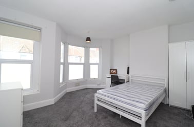 Cathays, Cardiff - Image 2