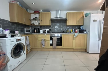 Roath, Cathays, Cardiff - Image 3