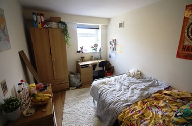Cathays, Cardiff - Image 3
