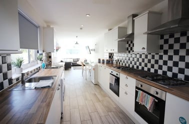Cathays, Cardiff - Image 3