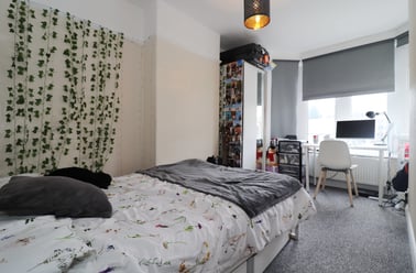 Cathays, Cardiff - Image 3