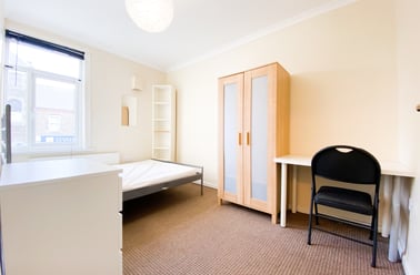 Roath, Plasnewydd, Cardiff - Image 3