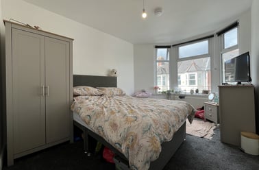 Cathays, Cardiff - Image 3