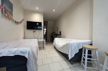 Heath, Gabalfa, Cardiff - Image 3