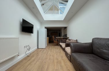Cathays, Plasnewydd, Cardiff - Image 3